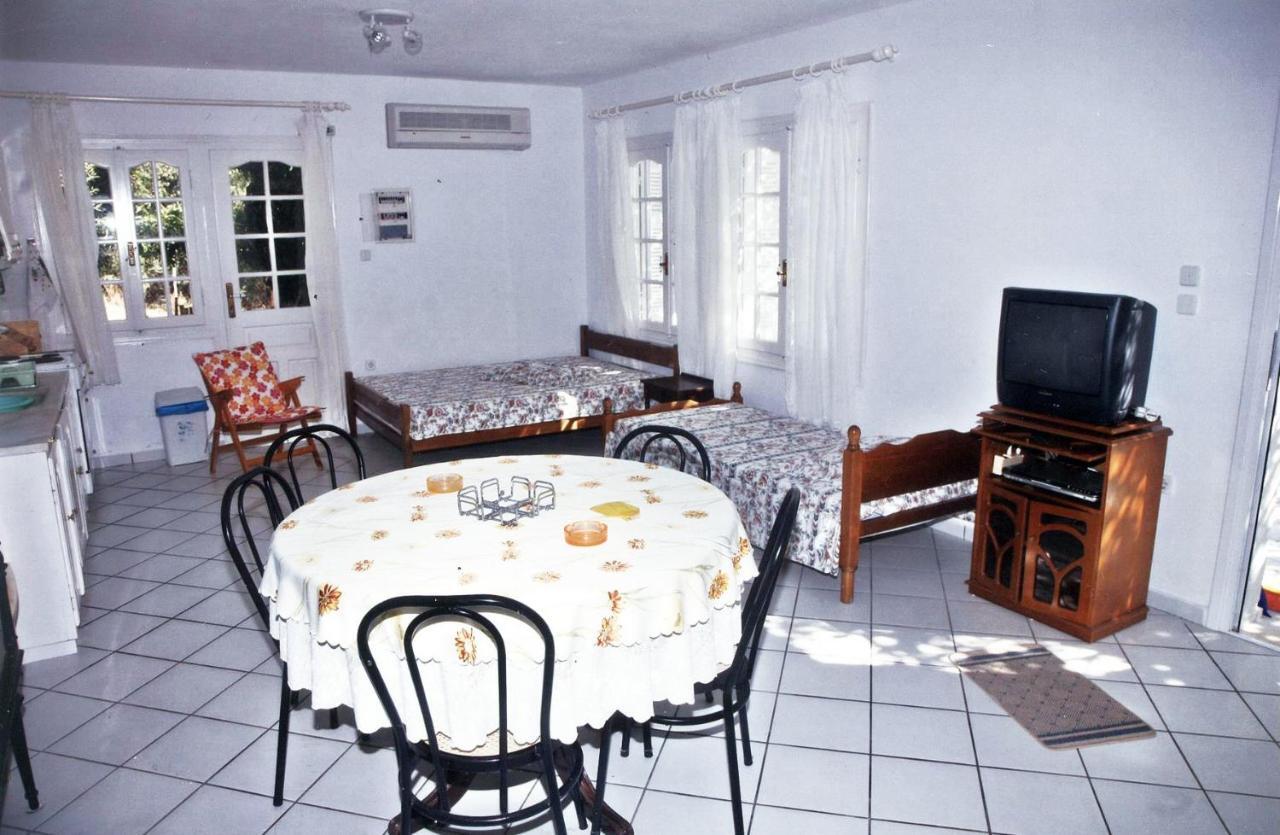 Villa Errieta Athéras Buitenkant foto